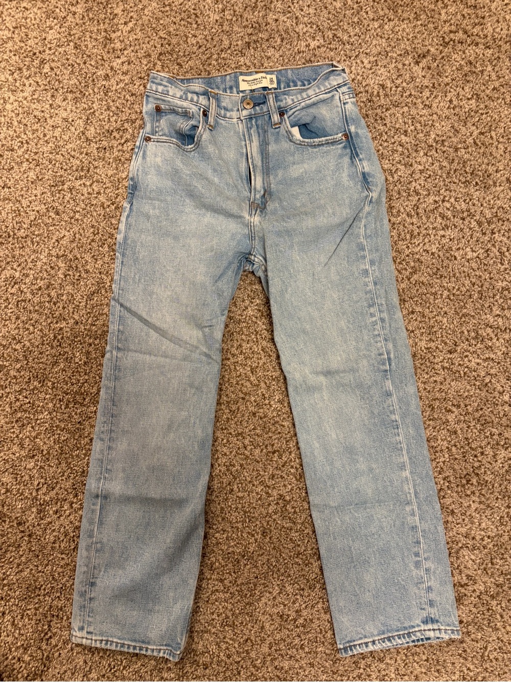 Abercrombie & Fitch Light Wash Straight Men’s Jeans